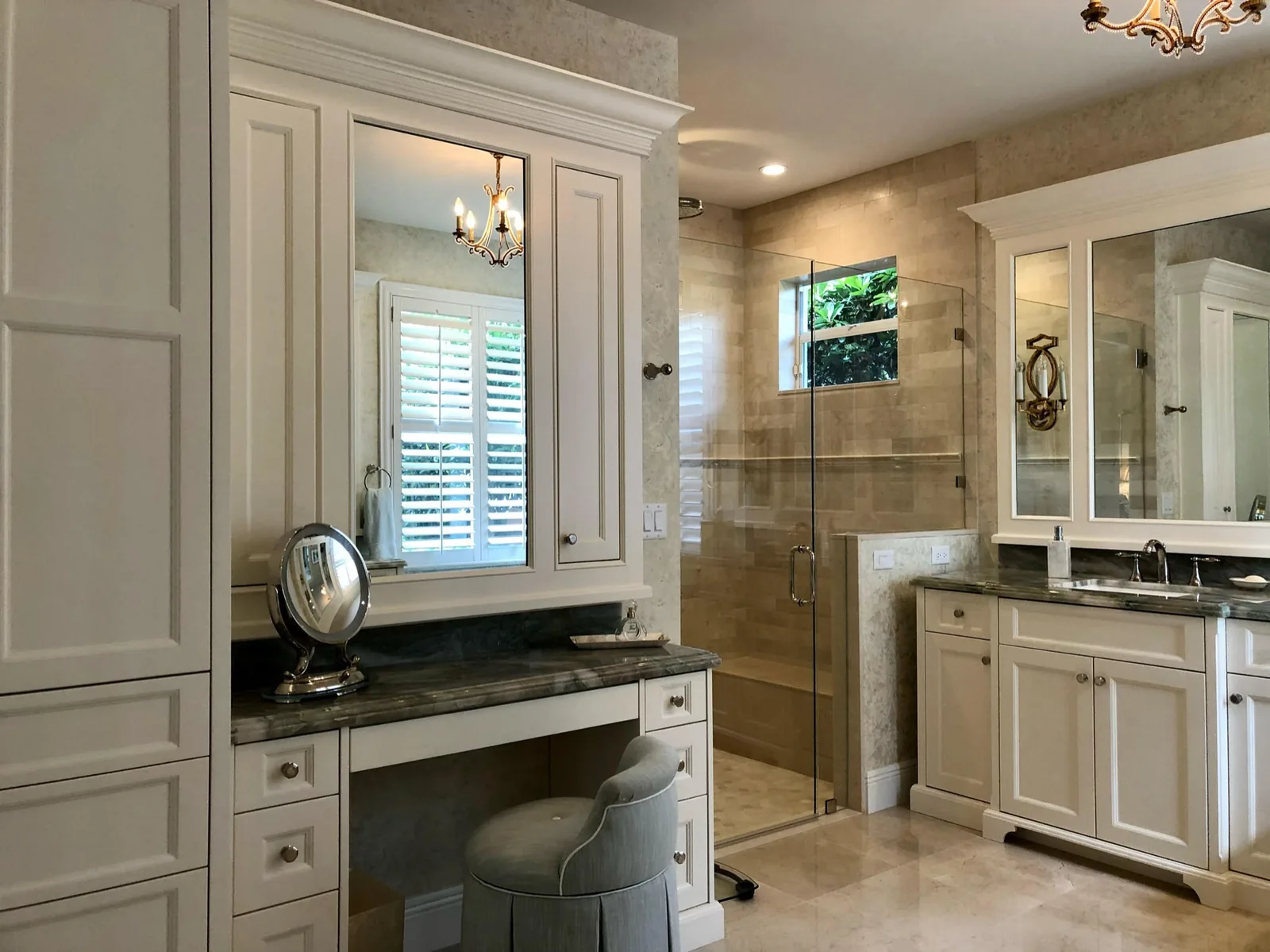 Master bath with a makeup vanity and glass shower — Loxahatchee Club, Jupiter, FL